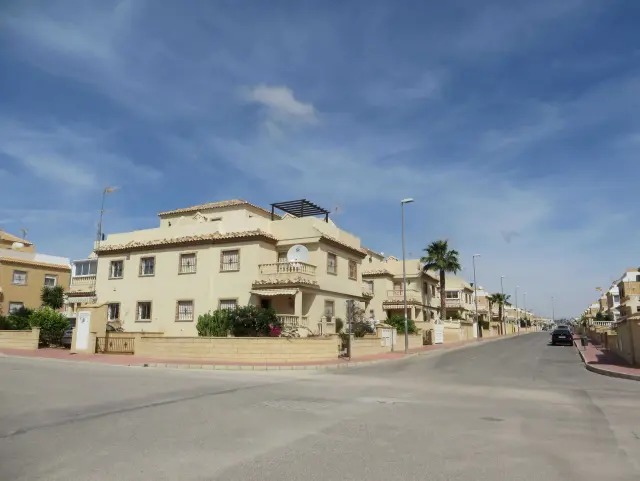 Subasta de vivienda en Rojales el 15 de abril de 2026