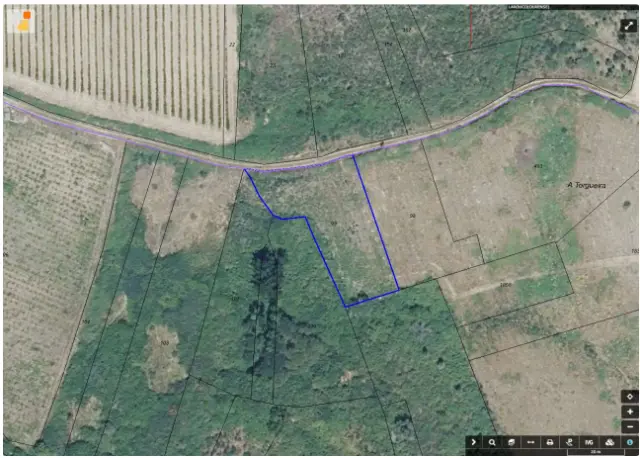 Subasta de finca rústica en Larouco el 6 de abril de 2026