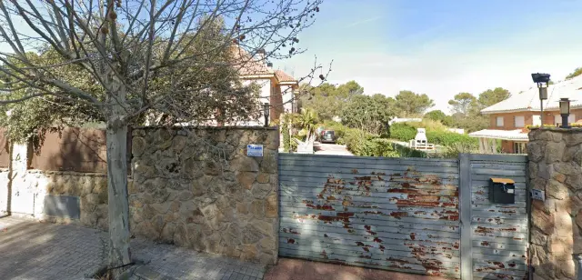 Subasta de vivienda en Villaviciosa De Odon el 13 de abril de 2026