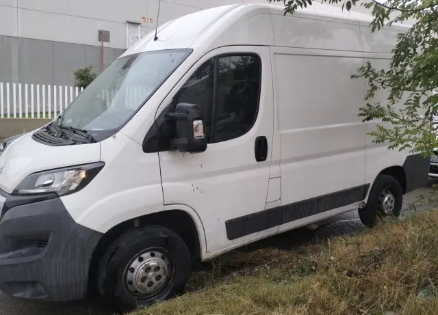 Subasta de turismos Peugeot Boxer el 13 de abril de 2026