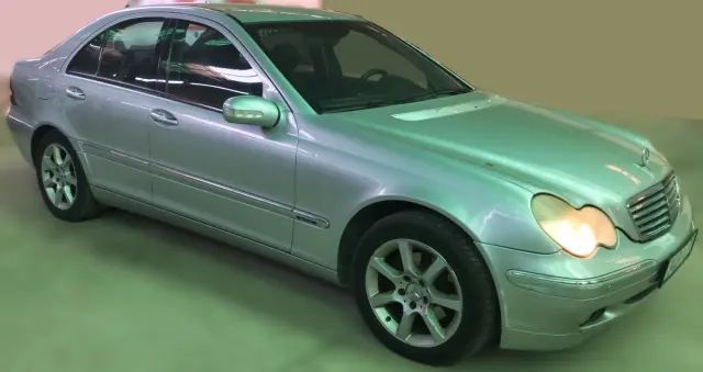 Subasta de turismos Mercedes-benz C 220 Cdi el 13 de abril de 2026