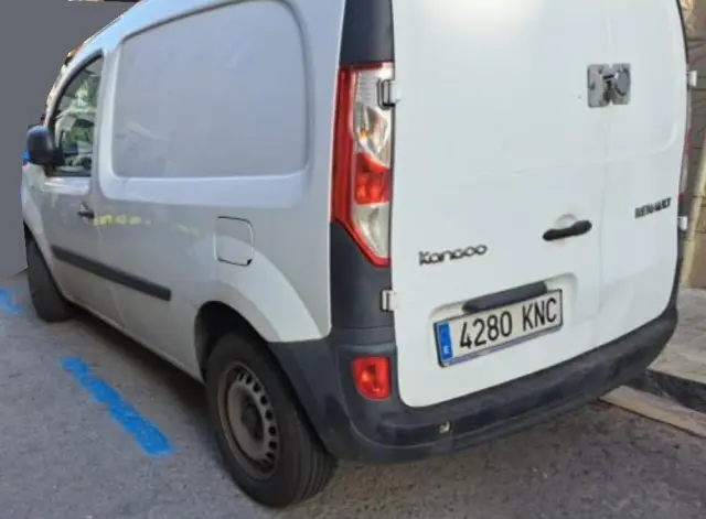 Subasta de turismos Renault Kangoo el 13 de abril de 2026