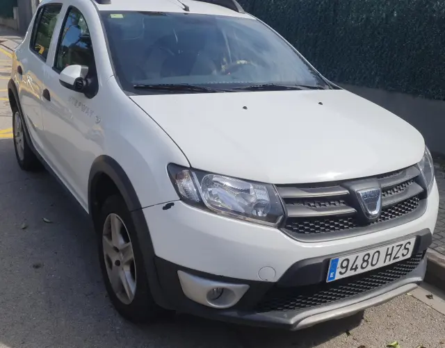 Subasta de turismos Dacia Sandero el 13 de abril de 2026