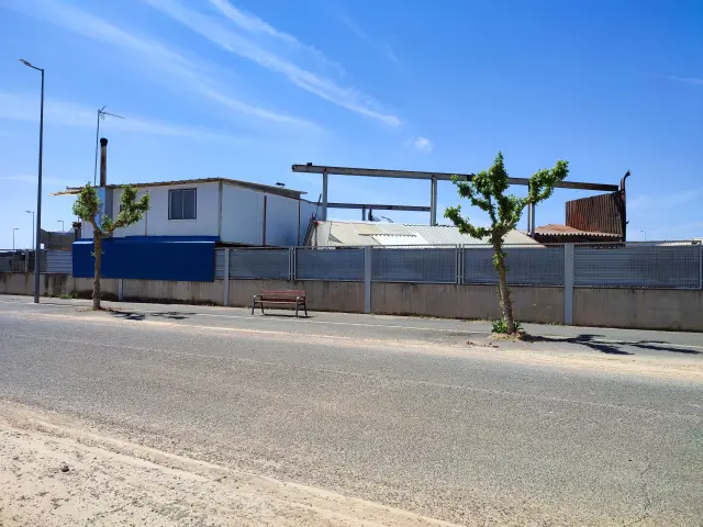 Subasta de nave industrial en Albelda el 23 de marzo de 2026