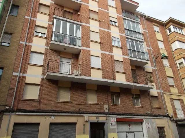 Subasta de vivienda en Leon el 30 de marzo de 2026