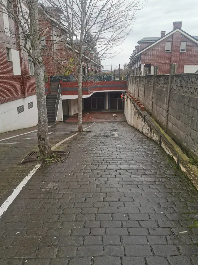 Subasta de garaje en Torrelavega el 30 de marzo de 2026