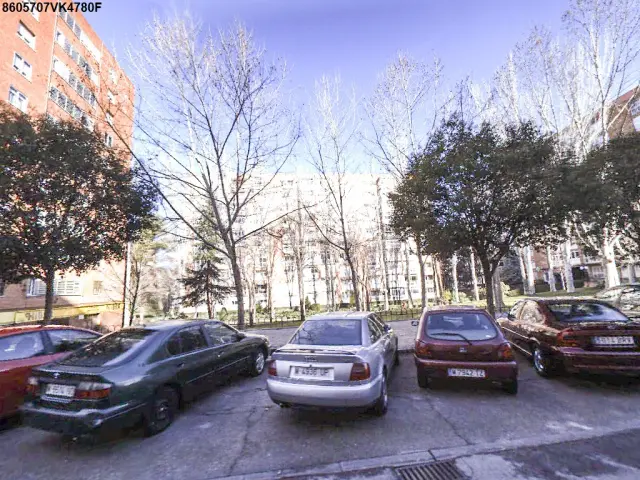 Subasta de garaje en Madrid el 13 de abril de 2026