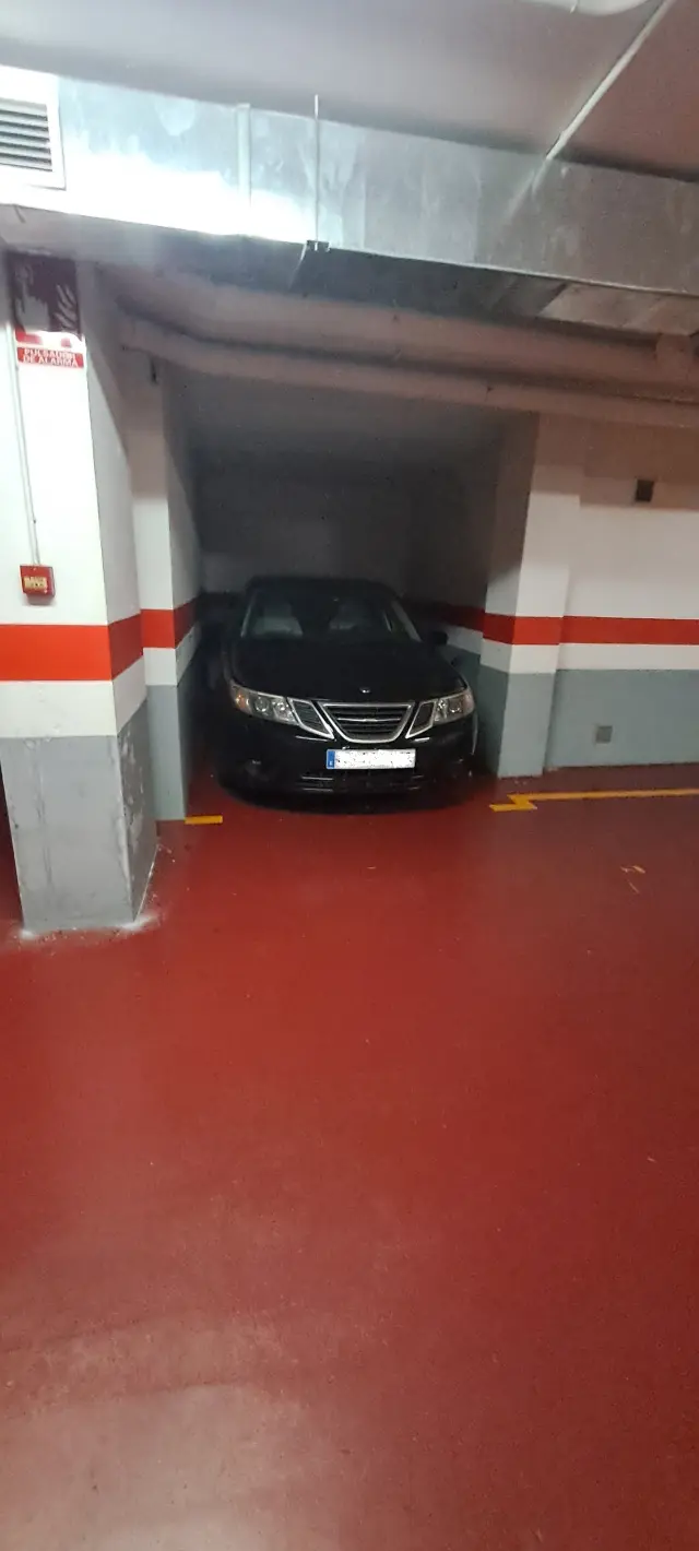 Subasta de garaje en Boiro el 6 de abril de 2026