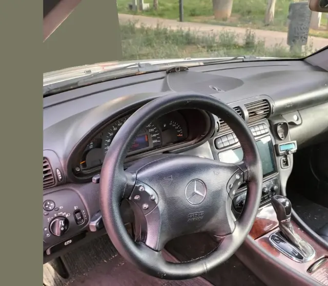 Subasta de turismos Mercedes-benz C 220 Cdi el 13 de abril de 2026