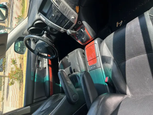 Subasta de turismos Lexus Lexus Rx300 el 30 de marzo de 2026