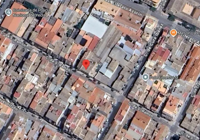 Subasta de garaje en Yecla el 2 de abril de 2026