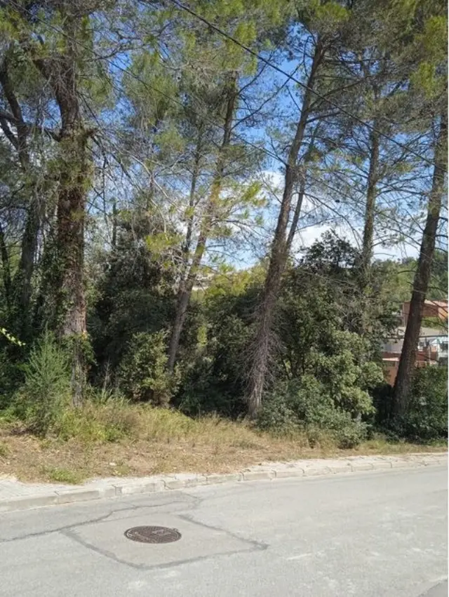 Subasta de solar en Terrassa el 23 de marzo de 2026