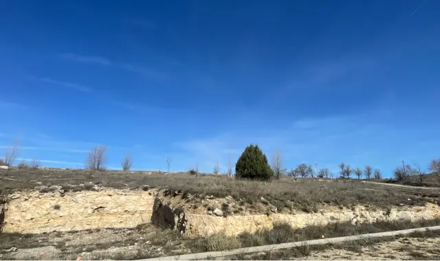 Subasta de solar en Sepulveda el 23 de marzo de 2026