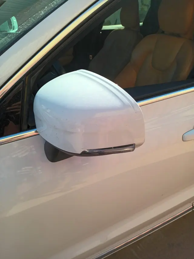 Subasta de turismos Volvo Xc60 el 30 de marzo de 2026