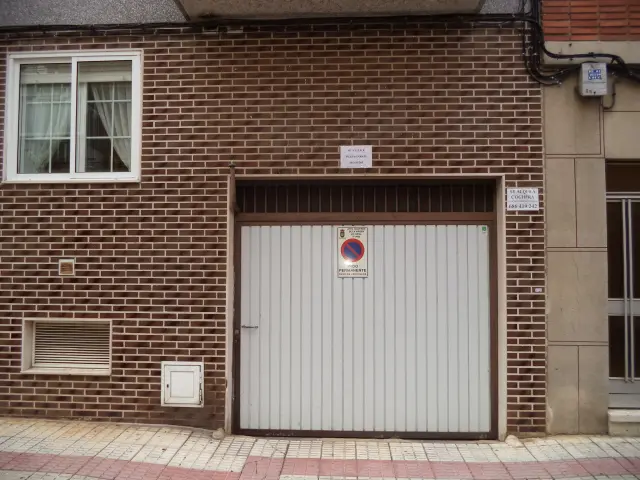 Subasta de trastero en Valverde De La Virgen el 30 de marzo de 2026