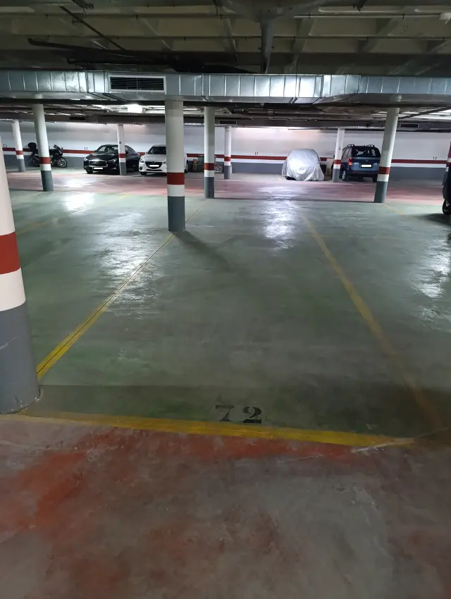 Subasta de garaje en El Campello el 6 de abril de 2026